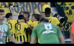 Ο Περέιρα το 1-0 της ΑΕΚ έπειτα από φανταστική πάσα του Μάνταλου
