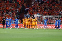 Απομακρύνεται η υπόθεση της 2ης θέσης για την Εθνική: Η βαθμολογία του ομίλου μετά την ήττα από την Ολλανδία