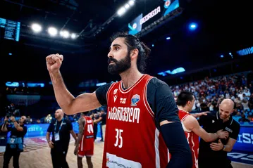 Ο Μπιτάτζε ευχαρίστησε την... Ελλάδα για την πρόκριση της Γεωργίας! (pic)