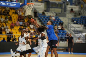 Φιλική νίκη της Μυκόνου επί της Καρδίτσας