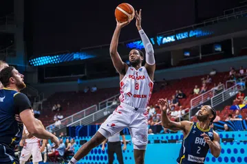 Πολωνία με σούπερ Λόιντ απέκλεισε τη Βοσνία κι ετοιμάζεται για Τουρκία στους «8»!