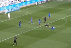 Δεν ξανάγινε: Τα δύο πιο... περίεργα πέναλτι έγιναν σε παιχνίδι στη Γερμανία! (vid)