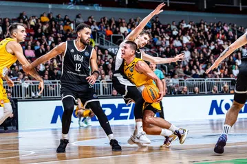 Ατσάλινη ΑΕΚ στη Ρίγα έκανε σεφτέ με αμυνάρα και επιθετική πολυφωνία