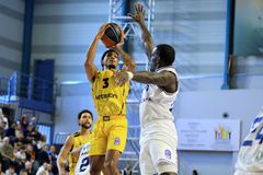 Τζόουνς: «Όταν οι παίκτες μας επιστρέψουν θα είμαστε στο 100% έτοιμοι»