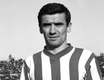 Θρήνος για το ελληνικό ποδόσφαιρο: Πέθανε ο Νίκος Γιούτσος