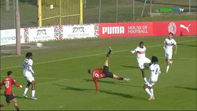 Τρομερό «ψαλιδάκι» από 15χρονο ποδοσφαιριστή της Μίλαν κόντρα στην Παρί Σεν Ζερμέν για το Youth League (vid)