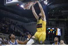 Σε φουλ ρυθμό ο Κουζέλογλου, φωνάζει παρών για την ΑΕΚ Betsson κόντρα στον Κολοσσό