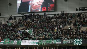 Οι οπαδοί του Παναθηναϊκού στη γήπεδο της Τζουργκάρντεν