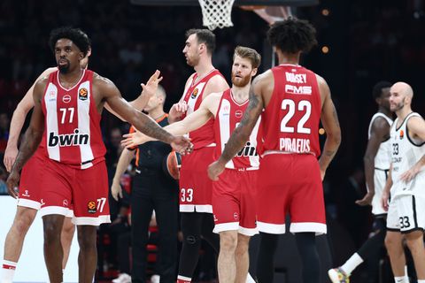 Οι ασίστ και τα λάθη δείχνουν το πρόβλημα