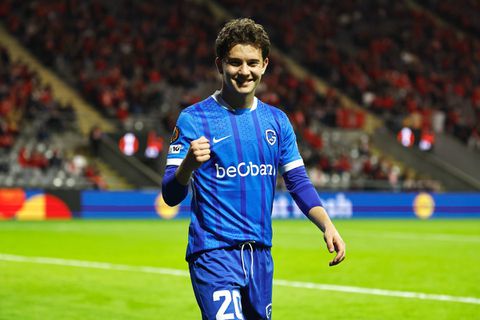 Ο Καρέτσας υπέγραψε νέο συμβόλαιο με τη Γκενκ