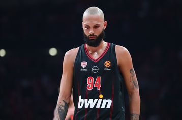 Γιατί δεν έπαιξε ο Φουρνιέ στο δεύτερο ημίχρονο του Ολυμπιακός-Παρτίζαν 80-71