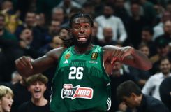 Η Θύρα 13 στο πλευρό του Ματίας Λεσόρ (pic)