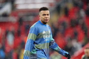 Ο Εμπαπέ εμπλέκεται σε ανταλλαγή κατηγοριών με... Γάλλο ράπερ