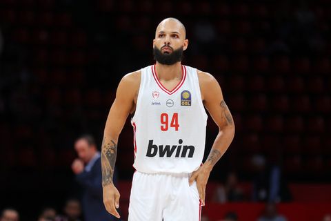 Κανονικά Μιλουτίνοφ και Φουρνιέ με Παρτίζαν