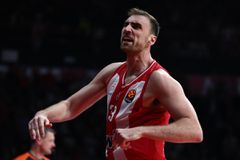 Ο Μιλουτίνοφ ευχαρίστησε τον κόσμο του Ολυμπιακού μετά τη νίκη επί της Παρτίζαν