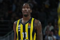 Ποια Φενέρ - Η Χάποελ δίνει τα διπλά στον Χέιζ-Ντέιβις