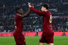 Η Ρόμα... ξαναζωντάνεψε και έριξε τεσσάρα στη Λέτσε