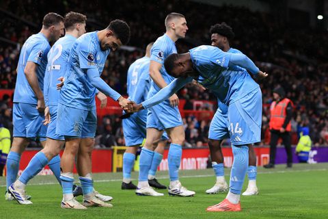 Έφυγε με το «διπλό» από τη Old Trafford η Νότιγχαμ και... πάτησε πεντάδα