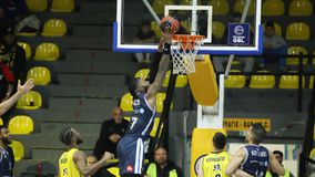 Αυτά έκανε κόντρα στο Μαρούσι ο Γουότσον, που έχει στα... ραντάρ του ο Ολυμπιακός (vid)