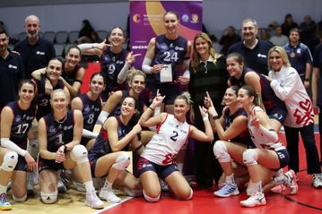 Σάκκαρη στον αγώνα ΖΑΟΝ-Άρης: «Στήριξη στον γυναικείο αθλητισμό»