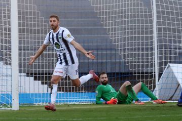 Με ανατροπή ο Ηρακλής επέστρεψε στην κορυφή - Εύκολο διπλό της Ελλάς Σύρου στο Άργος