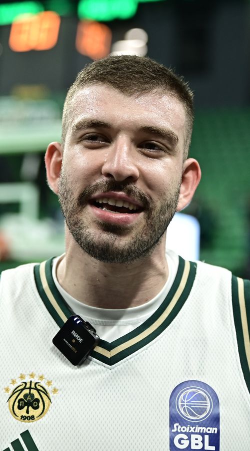 Έγραψε ιστορία ο Ρογκαβόπουλος που έσπασε ρεκόρ 35 χρόνων!