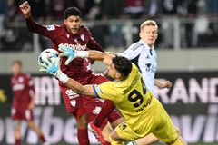 Πανό υπέρ των αγροτών στο ΑΕΛ Novibet-Παναθηναϊκός (pic)