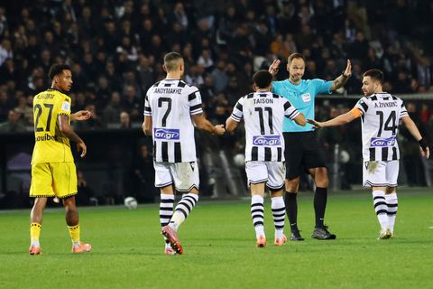 Τι είπε ο Βαρούχας για το ΠΑΟΚ - Άρης και το ΑΕΛ Novibet - Παναθηναϊκός