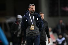 Τέλος ο Μαλεζάς - Ο αντικαταστάτης του και οι επόμενες αλλαγές στην ΑΕΛ Novibet