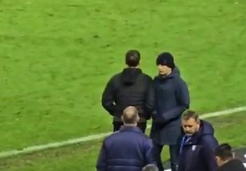 Στιγμιαία ένταση με πρωταγωνιστές τους προπονητές: Η κίνηση του Χιμένεθ τη στιγμή που ο Λουτσέσκου περνούσε από δίπλα του (vid)