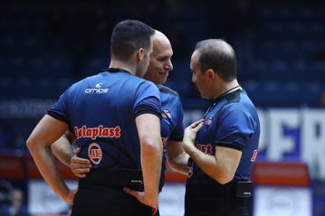 Το μπάσκετ ως μικρογραφία του κράτους… και το κράτος ως αιώνιος διαιτητής