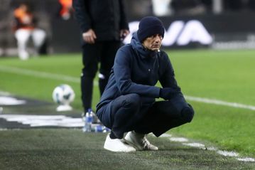 Λουτσέσκου: «Κορυφαία εμφάνιση, υπέροχη η αντίδραση των παικτών μου»