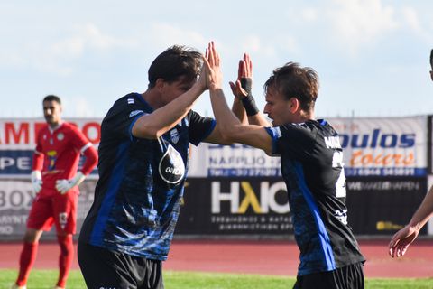 Τα τέσσερα γκολ στην άνετη νίκη της Ελλάς Σύρου επί του Παναργειακού (vid)