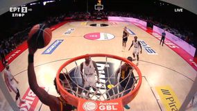 Μεγαλοπρεπέστατο tomahawk κάρφωμα του Σίλβα από την ασίστ του Μπάρτλεϊ