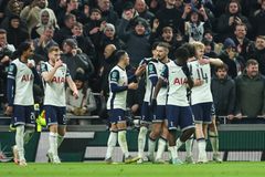 Η Τότεναμ ένα βήμα πιο κοντά στον τελικό του League Cup, πάει με προβάδισμα στο Άνφιλντ