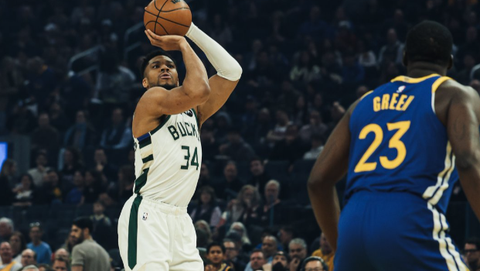 Ήττα για τους Μπακς στο Σαν Φρανσίσκο παρά τη μεγάλη εμφάνιση του Αντετοκούνμπο