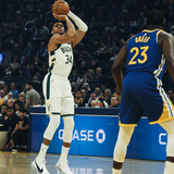 Ήττα για τους Μπακς στο Σαν Φρανσίσκο παρά τη μεγάλη εμφάνιση του Αντετοκούνμπο