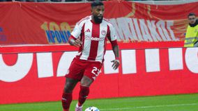 Μόνο με θαύμα ο Ροντινέι, με Κοστίνια στο Περιστέρι