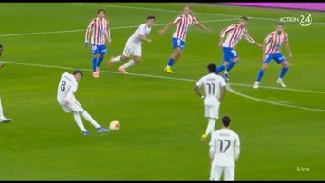 «Ντύθηκε» Ρομπέρτο Κάρλος κι άνοιξε το σκορ στο Ατλέτικο - Ρεάλ με αδιανόητη φαουλάρα ο Βαλβέρδε