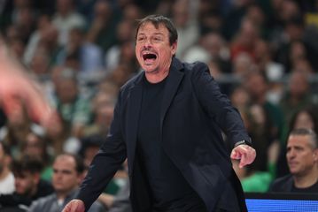 Αταμάν: «Σημασία έχει η φόρμα στο τέλος της σεζόν»