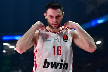 Παπανικολάου: «Βρίσκουμε τον ρυθμό μας - Μας έχει βοηθήσει ο Μόρις και το ίδιο θα κάνει ο Τζόουνς»