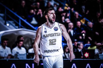 «Ο καλύτερος Νίκος του ελληνικού μπάσκετ» - Η αποθέωση του BCL στον Δίπλαρο (vid)