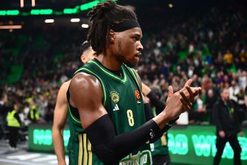 Τα «όργια» του MVP Χολμς στη νίκη του Παναθηναϊκού επί της Βίρτους