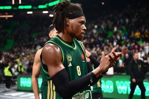 Τα «όργια» του MVP Χολμς στη νίκη του Παναθηναϊκού επί της Βίρτους