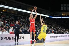 Ολυμπιακός με τα φρένα σπασμένα, διέλυσε και την Άλμπα στο Βερολίνο