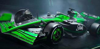 Σε μπελάδες η Stake: Αφαιρέθηκαν όλα τα λογότυπά της από την ιστοσελίδα της Sauber