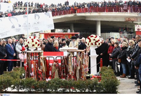 Σύσσωμος ο Ολυμπιακός στο «Γ. Καραϊσκάκης» για το μνημόσυνο των θυμάτων της Θύρας 7