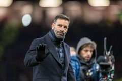 Η καυστική δήλωση του Φαν Νίστελροϊ για την ήττα της Λέστερ από τη Γιουνάιτεντ: «Δεν χάσαμε σε Fergie time, αλλά σε offside time»