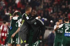 Oι έξαλλοι πανηγυρισμοί του Τεττέη στο φινάλε του Ολυμπιακός - Παναθηναϊκός