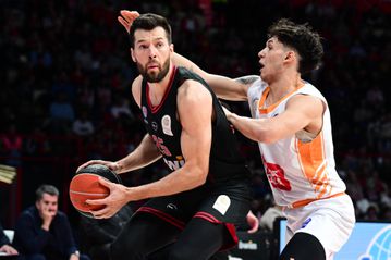 Σίφουνας Ολυμπιακός κόντρα στον Προμηθέα με μία ακόμη «100αρα» και φουλ rotation